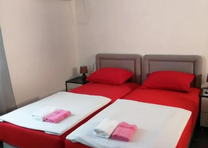 Sara Apartments