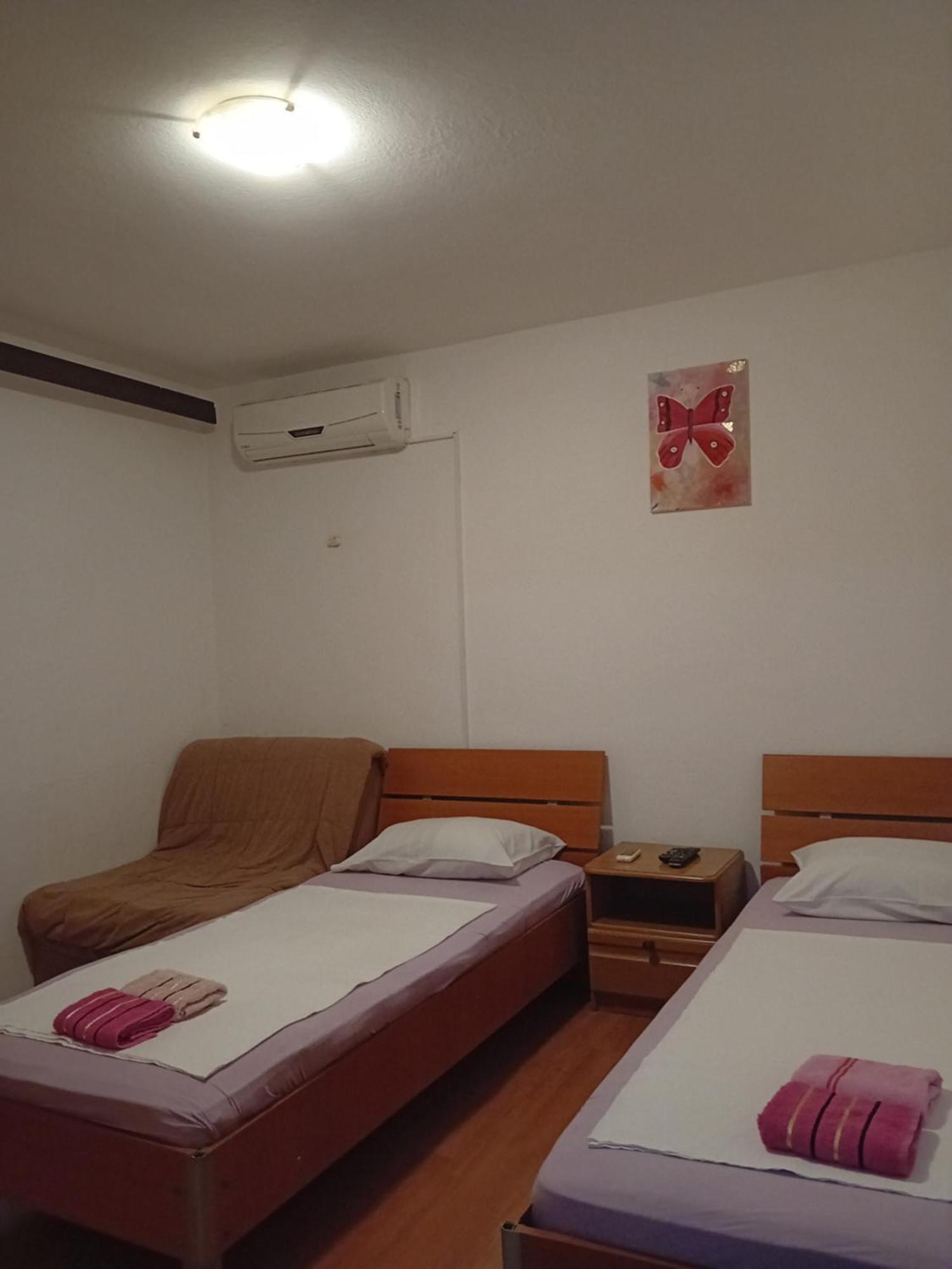 Konukevi Sara Budva